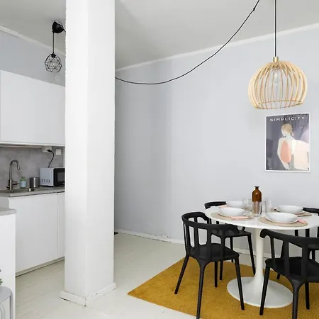 Apartment Stylish And Renovated In Punavuori *