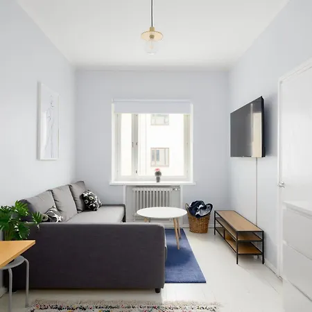 Apartment Stylish And Renovated In Punavuori